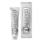 Kem Đánh Răng Làm Trắng Hương Bạc Hà Marvis Smokers Whitening Mint 85ml